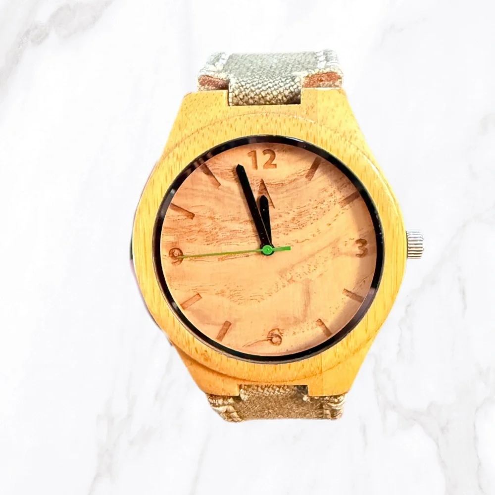 Tree Hut Men’s Wooden Face Watch –‎ Green Canvas Band